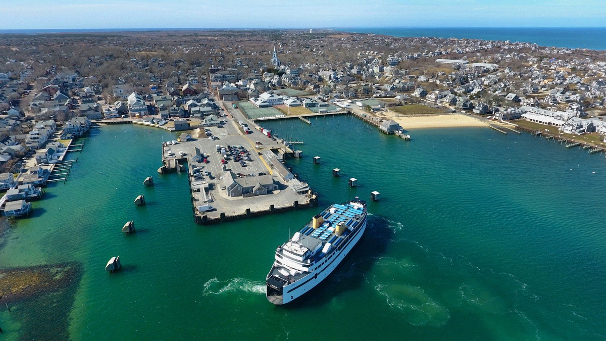 Nantucket harbour from the air with a ferry arriving at Steamboat Wharf
